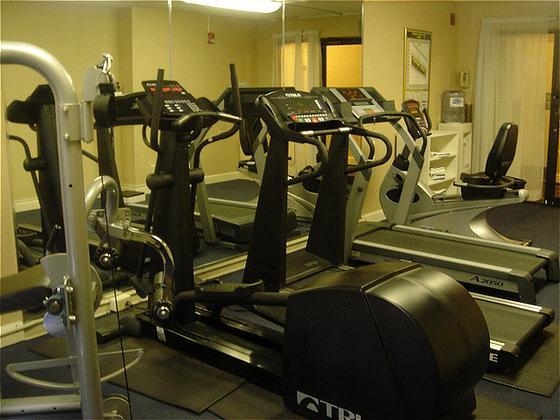 Governor'S Inn & Suites Memphis Facilities photo